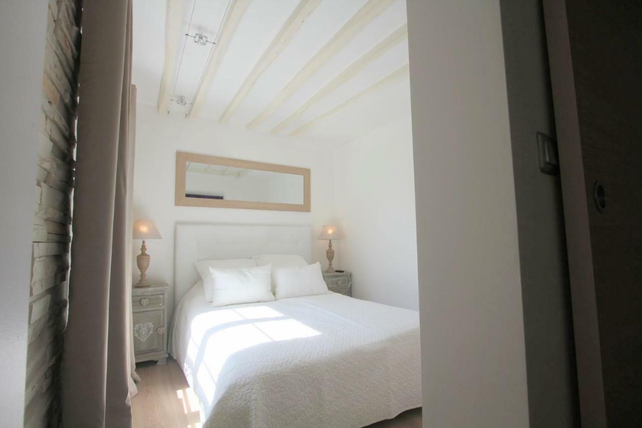 Magnifique 5 Pieces Apartment ปารีส ภายนอก รูปภาพ