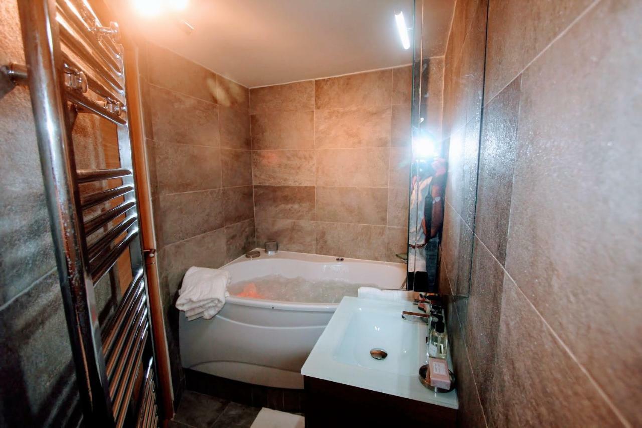 Magnifique 5 Pieces Apartment ปารีส ภายนอก รูปภาพ